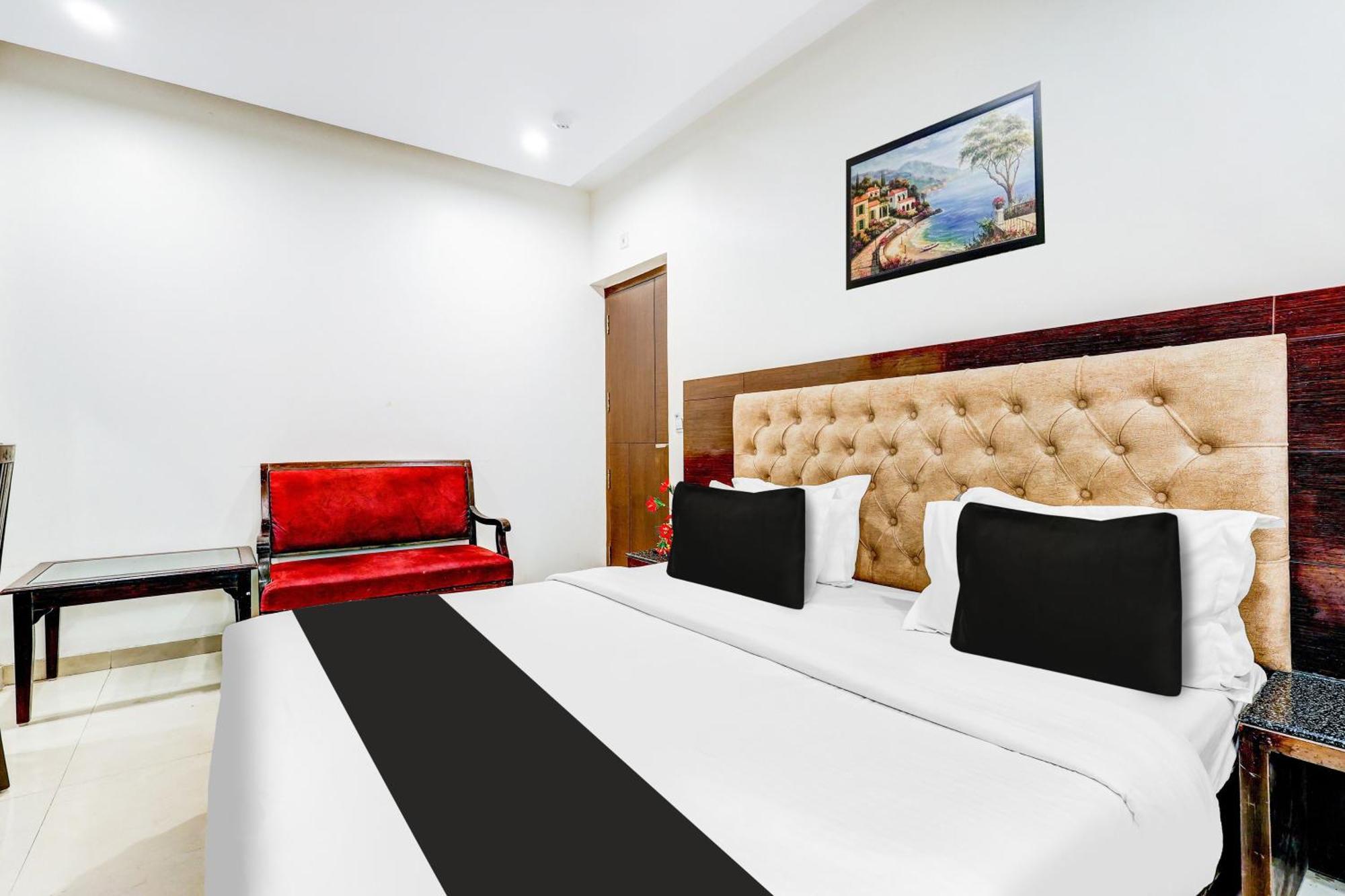 Super Townhouse Arakashan Road Paharganj Formerly Mohan International New Delhi Luaran gambar